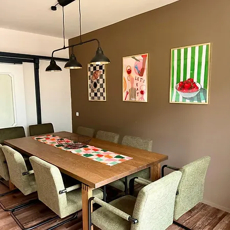 Mihome - Grimming View Тауплиц